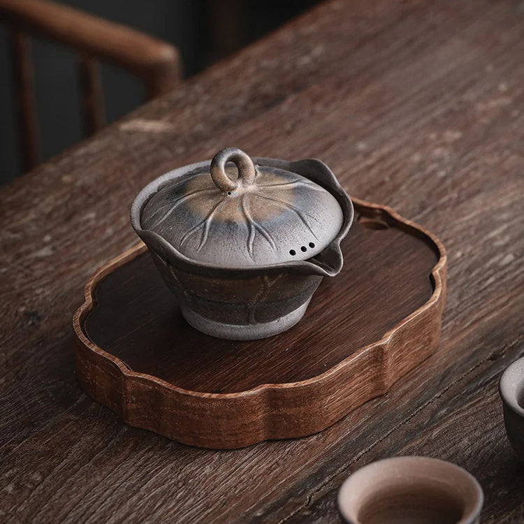 Lotus Gaiwan – Spirit of Serenity